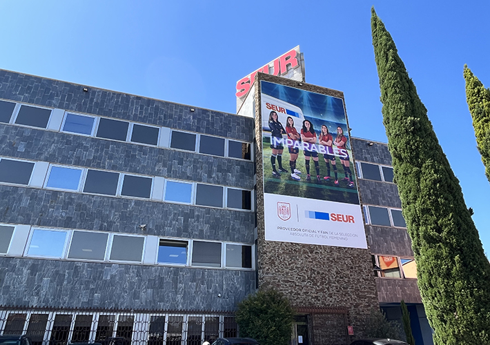foto noticia SEUR y la Selección Española de Fútbol Femenino imparables por la excelencia.